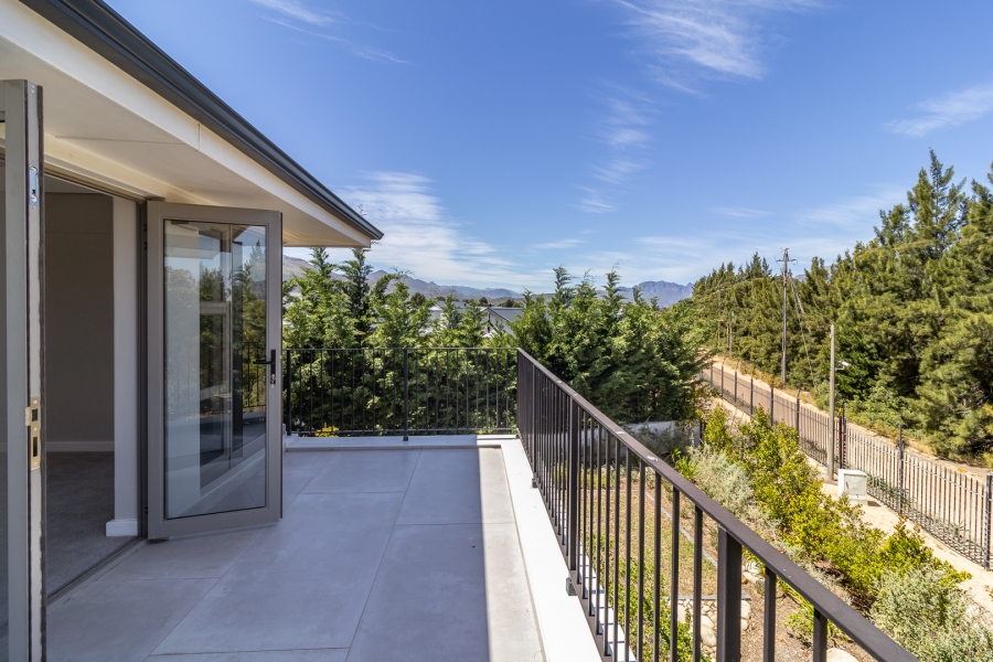 4 Bedroom Property for Sale in Pearl Valley at Val de Vie Western Cape